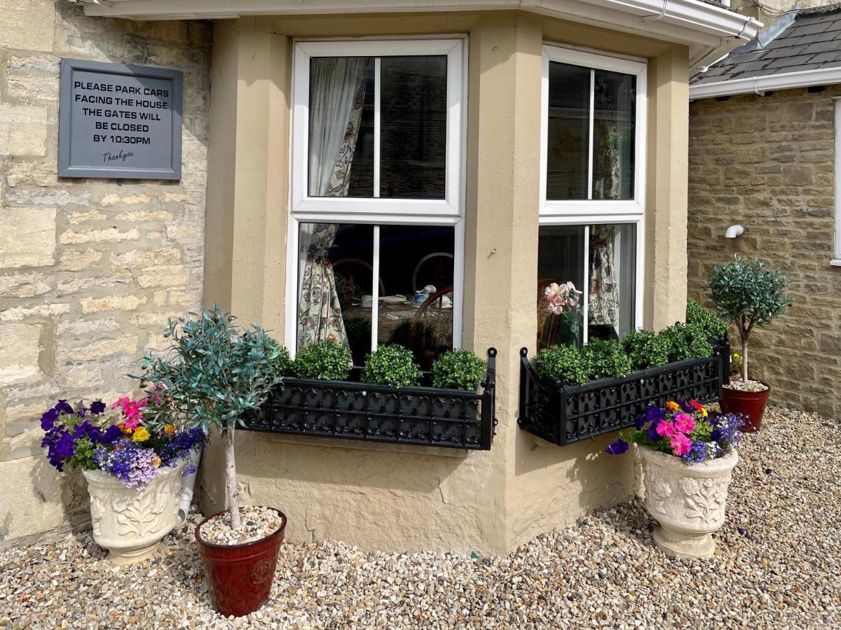Apsley Villa Guest House. Cirencester Dış mekan fotoğraf