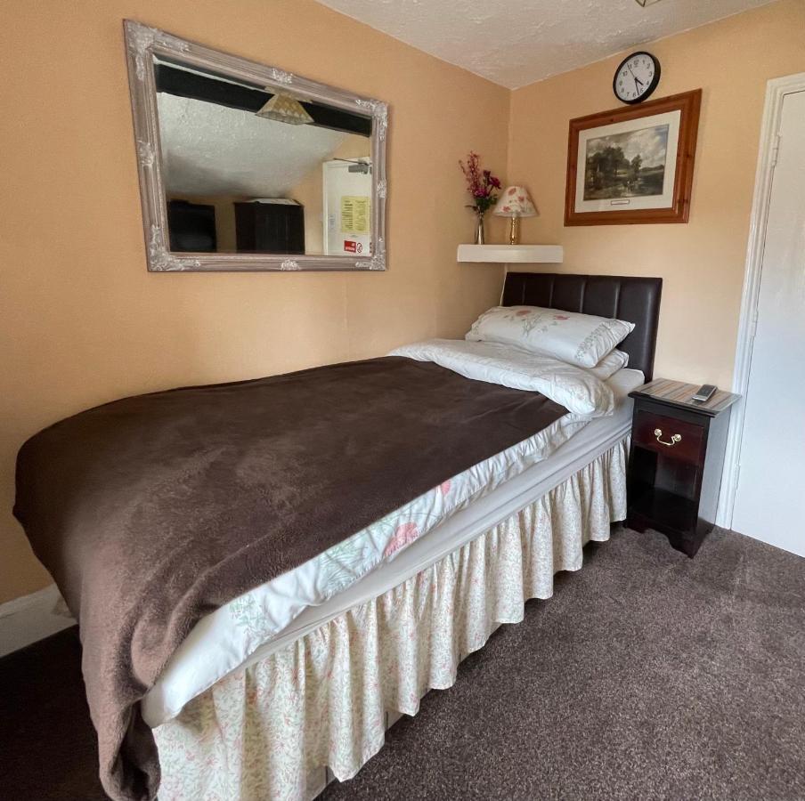Apsley Villa Guest House. Cirencester Dış mekan fotoğraf